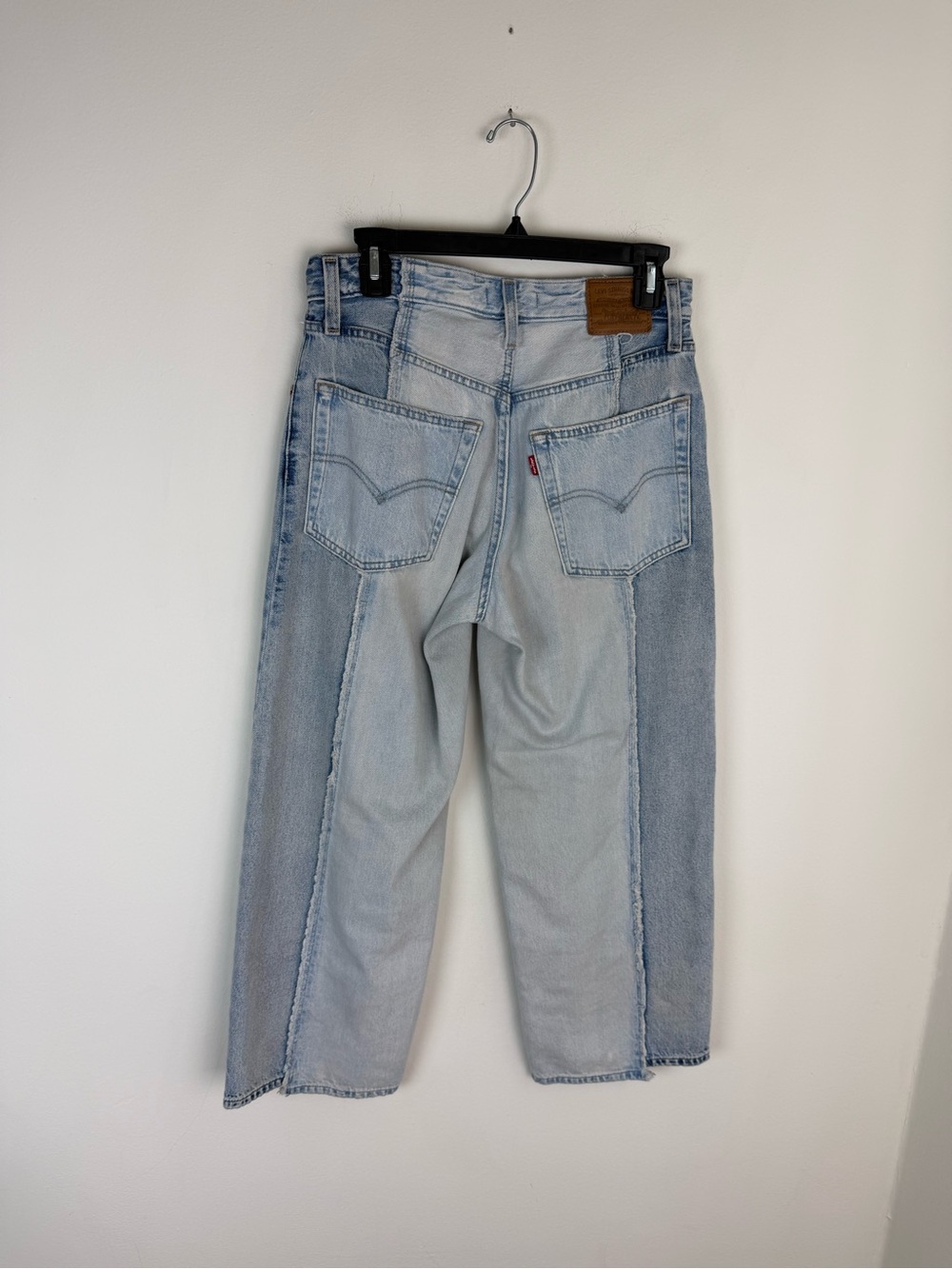 Levi's Baggy Dad Recrafted Straight Jeans 2 Toned Size 26 - Picture 5 of 7